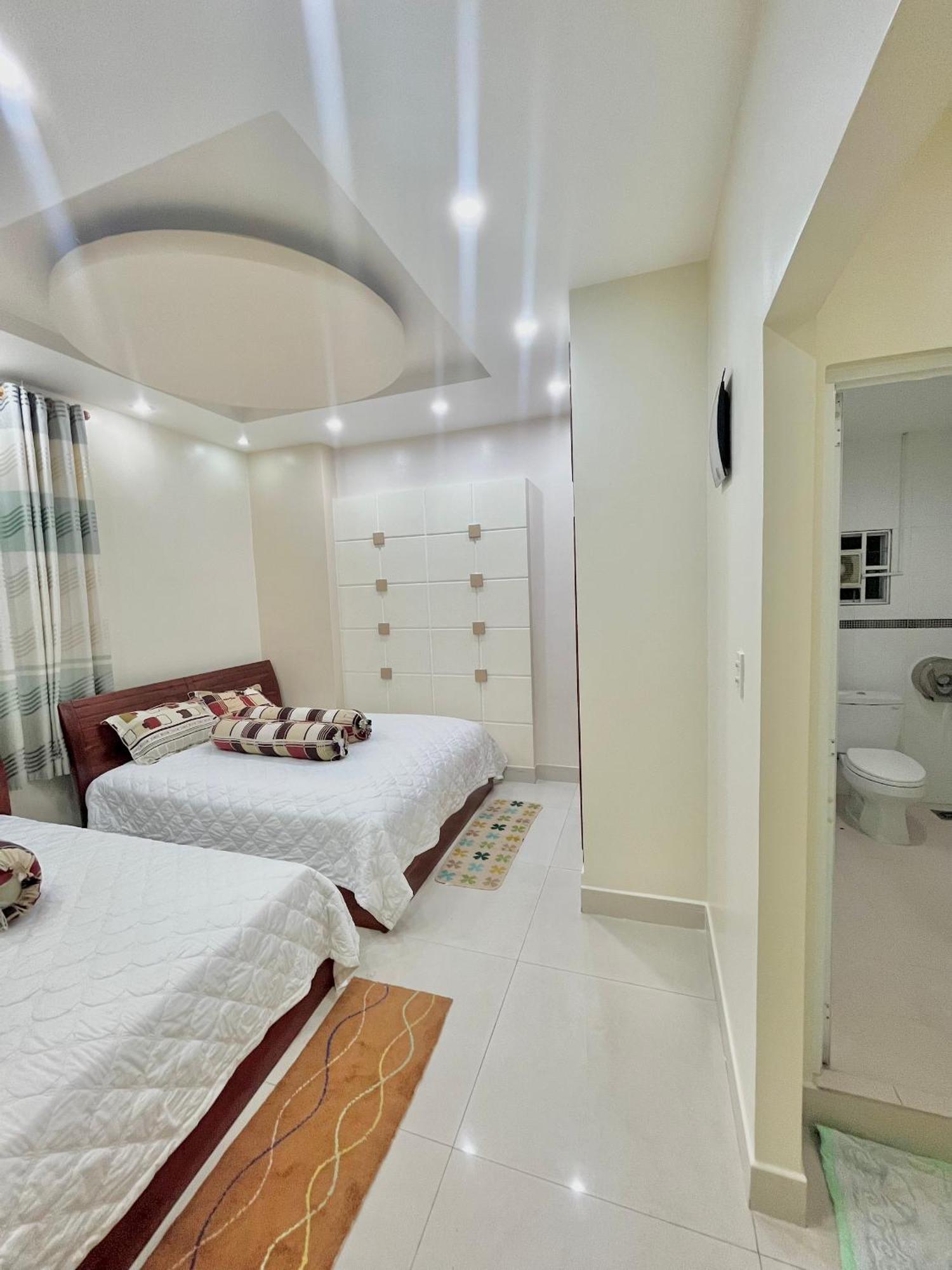 Cherry Homestay - Hoang De Motel Chau Doc Buitenkant foto