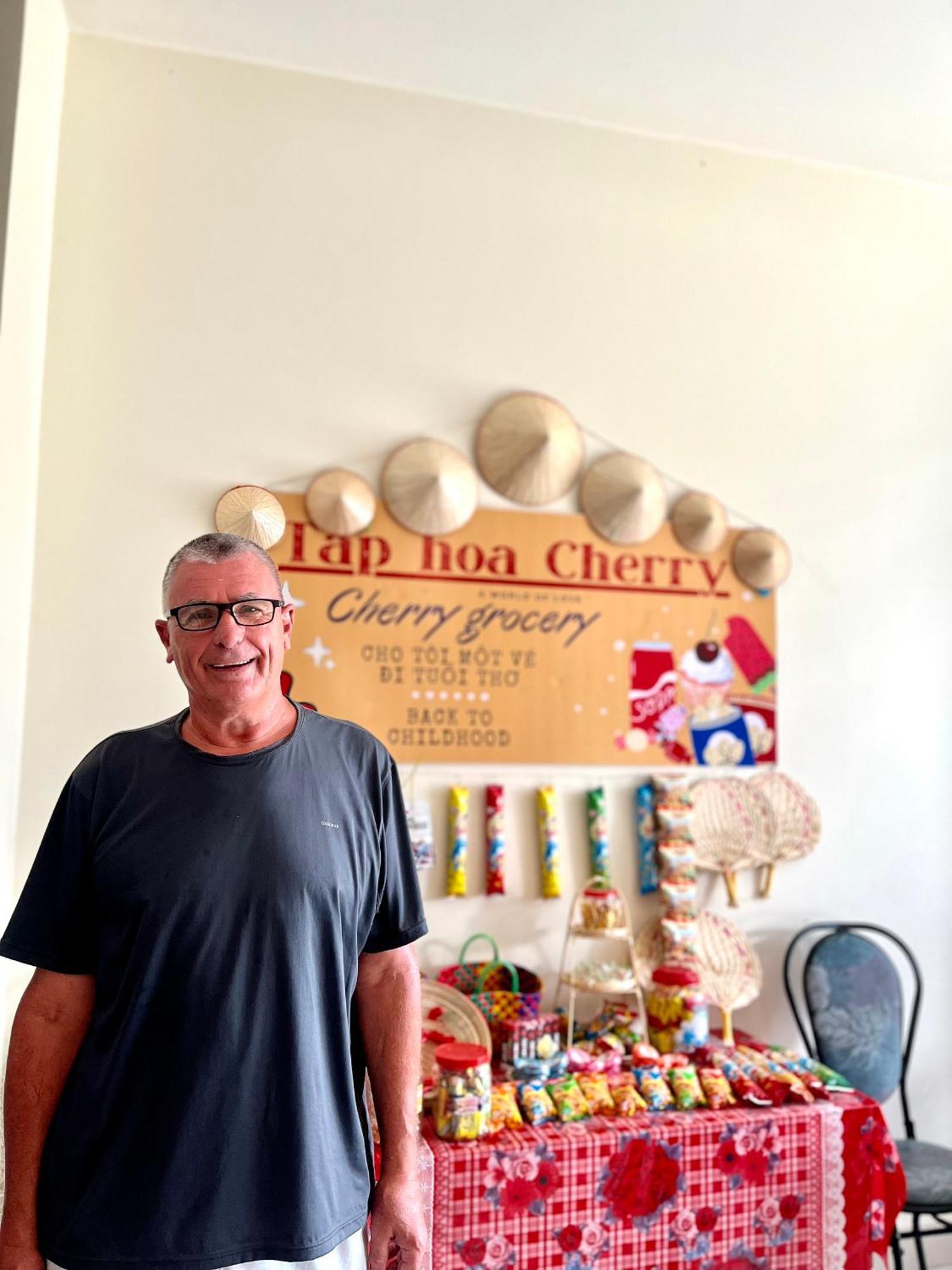 Cherry Homestay - Hoang De Motel Chau Doc Buitenkant foto