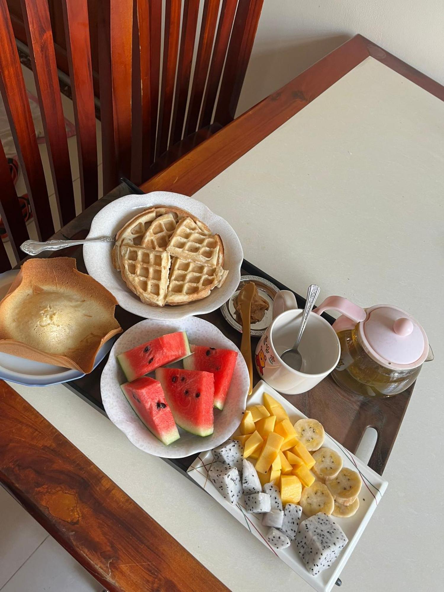 Cherry Homestay - Hoang De Motel Chau Doc Buitenkant foto